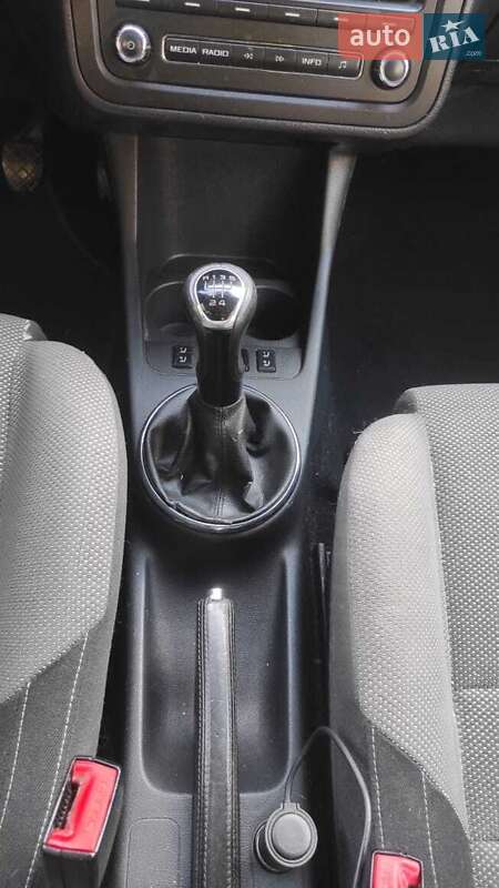 Універсал Skoda Fabia 2011 в Вінниці