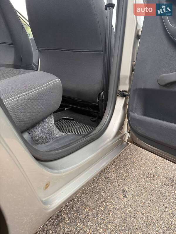 Универсал Skoda Fabia 2008 в Кривом Роге фото 10 Универсал Skoda Fabia 2008 в Кривом Роге