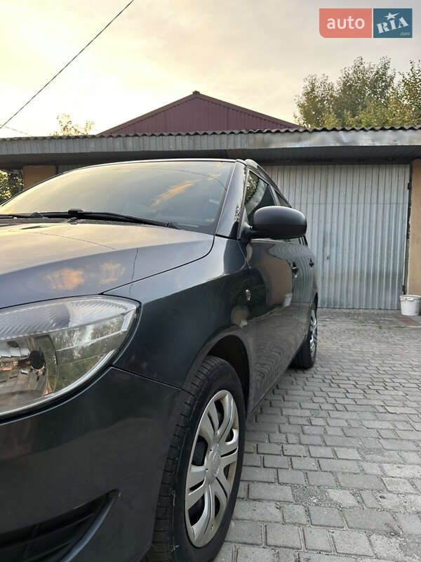 Универсал Skoda Fabia 2014 в Дунаевцах