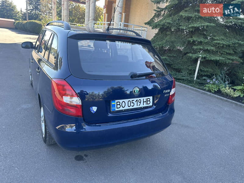 Универсал Skoda Fabia 2012 в Тернополе