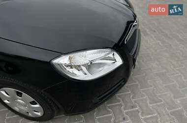 Хэтчбек Skoda Fabia 2009 в 