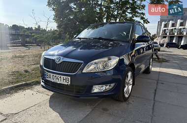 Універсал Skoda Fabia 2010 в Кропивницькому