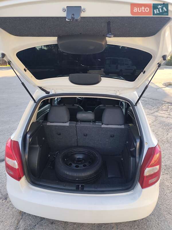Хетчбек Skoda Fabia 2008 в Полтаві фото 13 Хетчбек Skoda Fabia 2008 в Полтаві
