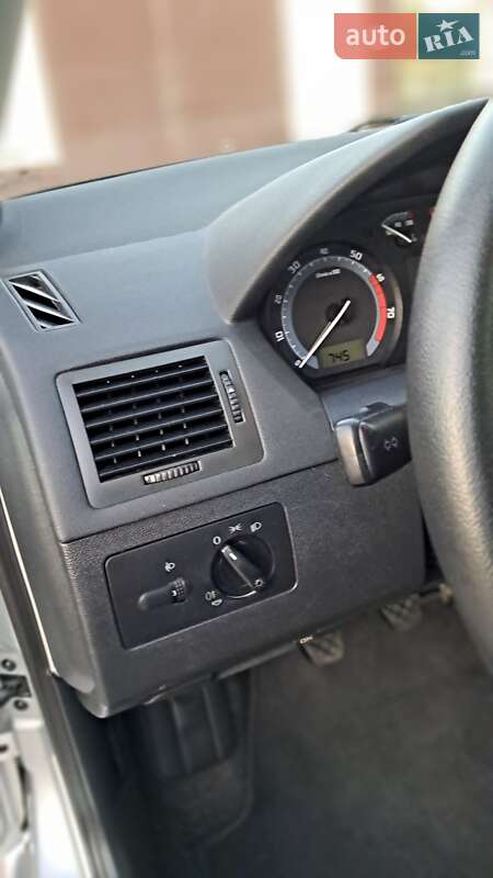 Универсал Skoda Fabia 2007 в Виннице