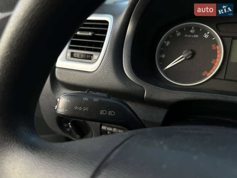 Универсал Skoda Fabia 2009 в Радивилове