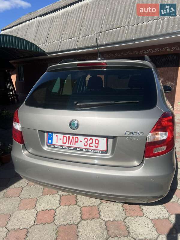 Универсал Skoda Fabia 2012 в Звягеле