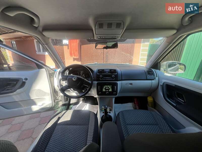 Универсал Skoda Fabia 2012 в Звягеле