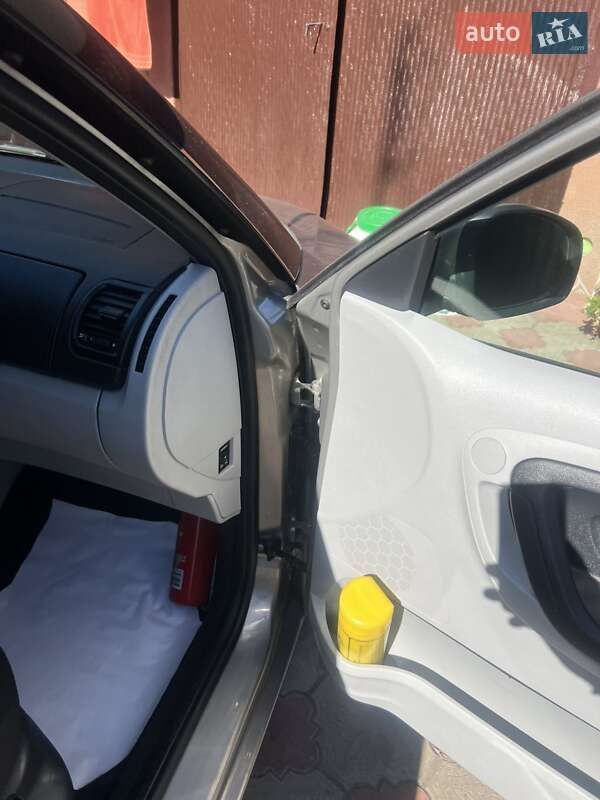 Универсал Skoda Fabia 2012 в Звягеле