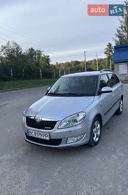 Универсал Skoda Fabia 2011 в Новояворовске