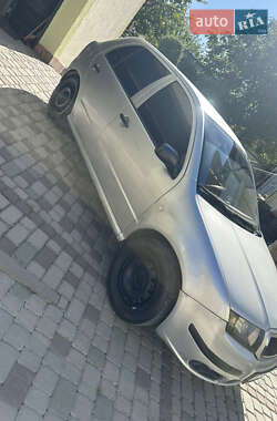 Хэтчбек Skoda Fabia 2007 в 