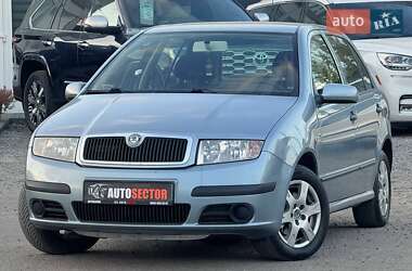 Хэтчбек Skoda Fabia 2005 в 