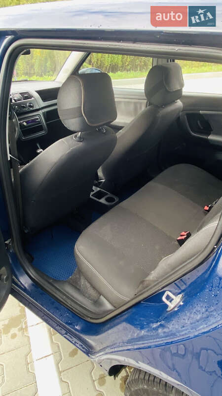 Хэтчбек Skoda Fabia 2010 в Львове