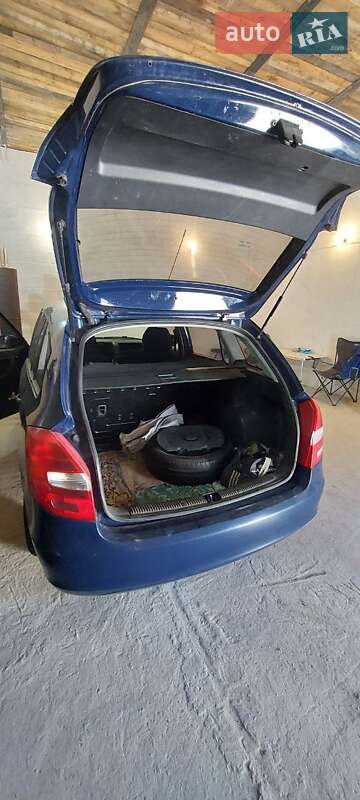 Універсал Skoda Fabia 2010 в Харкові