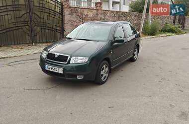 Седан Skoda Fabia 2002 в 