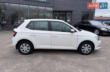 Хэтчбек Skoda Fabia 2017 в 