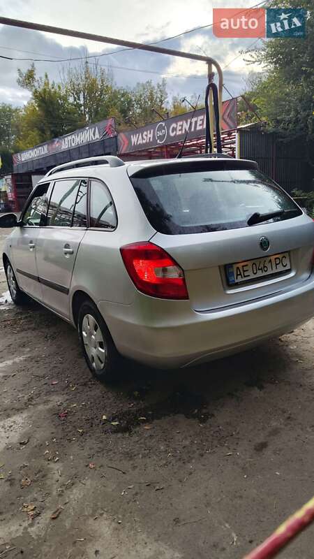 Универсал Skoda Fabia 2009 в Кривом Роге