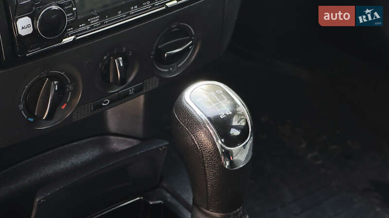 Хетчбек Skoda Fabia 2005 в Дніпрі