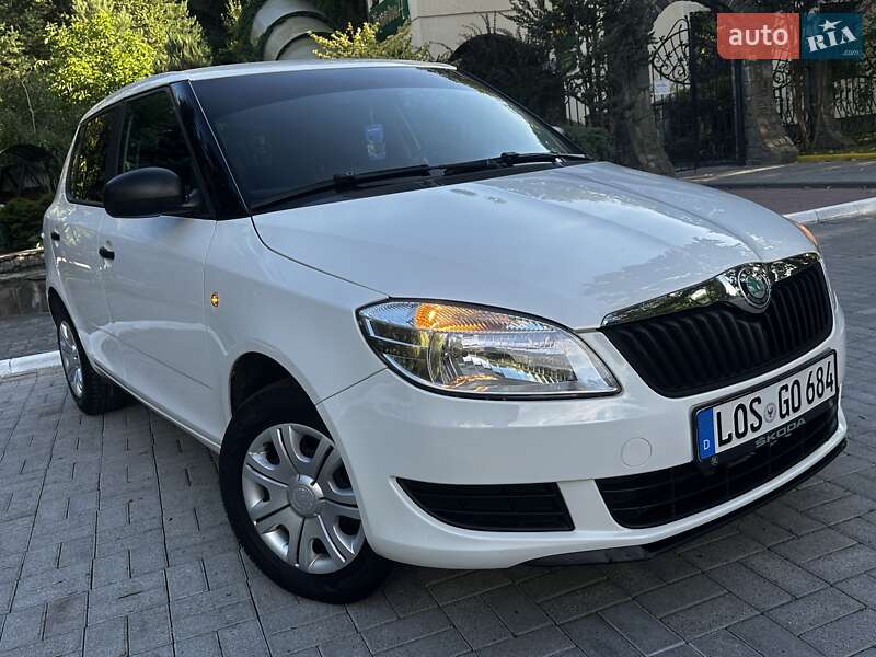 Хэтчбек Skoda Fabia 2011 в Дрогобыче