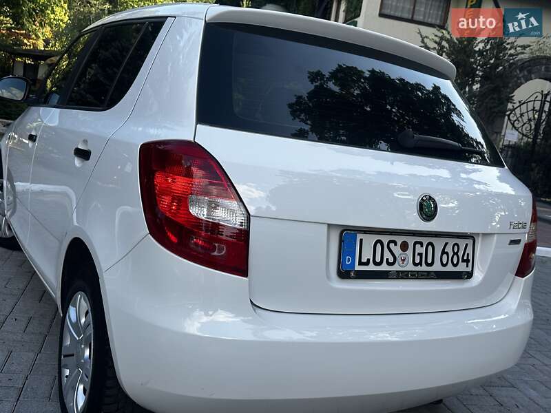 Хэтчбек Skoda Fabia 2011 в Дрогобыче