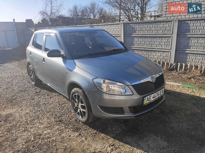 Універсал Skoda Fabia 2012 в Дніпрі