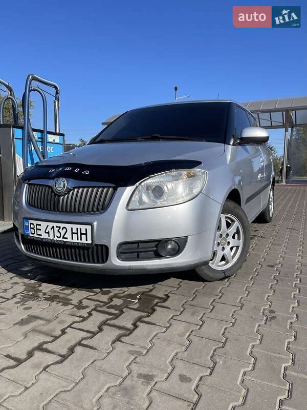 Хэтчбек Skoda Fabia 2008 в Кривом Роге