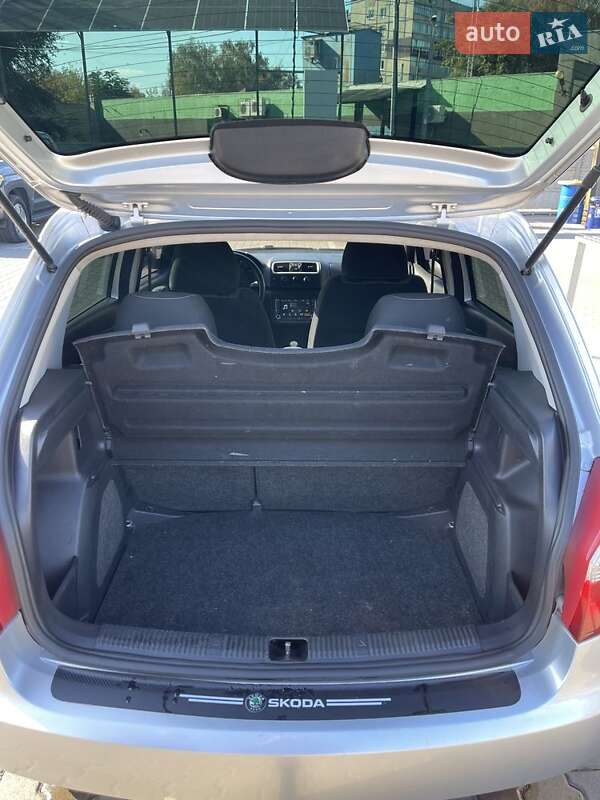 Хэтчбек Skoda Fabia 2008 в Кривом Роге