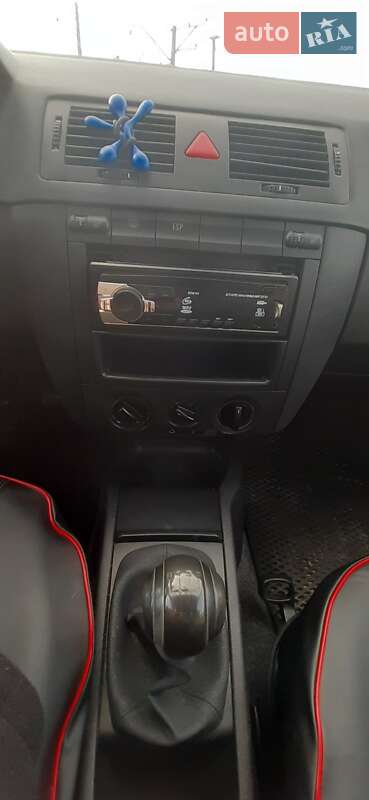 Универсал Skoda Fabia 2007 в Верхнем Синевидном