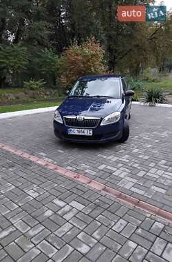 Хетчбек Skoda Fabia 2011 в Дрогобичі