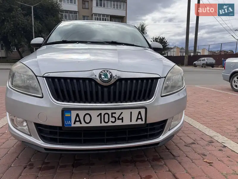 Skoda Fabia 2011 VIN TMBEM25JXC3008715 фото оголошення 4 з 51