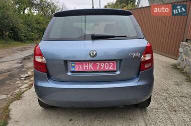 Хэтчбек Skoda Fabia 2008 в 