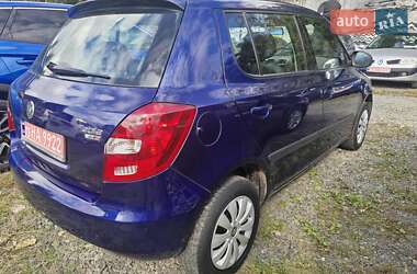 Хэтчбек Skoda Fabia 2009 в 