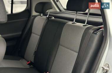 Хэтчбек Skoda Fabia 2011 в 
