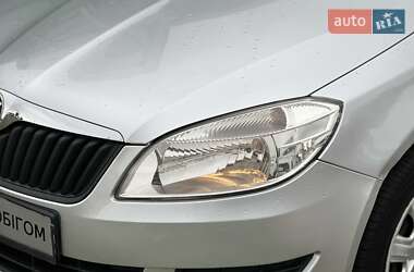 Хэтчбек Skoda Fabia 2011 в 