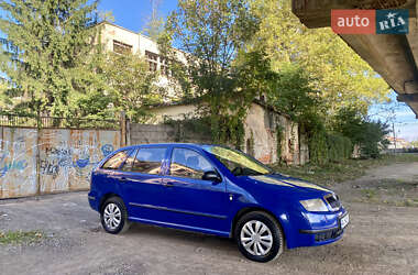 Универсал Skoda Fabia 2002 в 