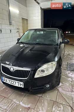 Хэтчбек Skoda Fabia 2007 в 