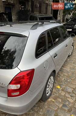 Універсал Skoda Fabia 2012 в  фото 4 Універсал Skoda Fabia 2012 в