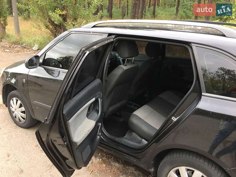 Универсал Skoda Fabia 2009 в Киеве