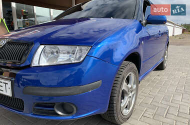 Хэтчбек Skoda Fabia 2004 в 
