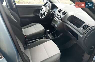 Универсал Skoda Fabia 2010 в 