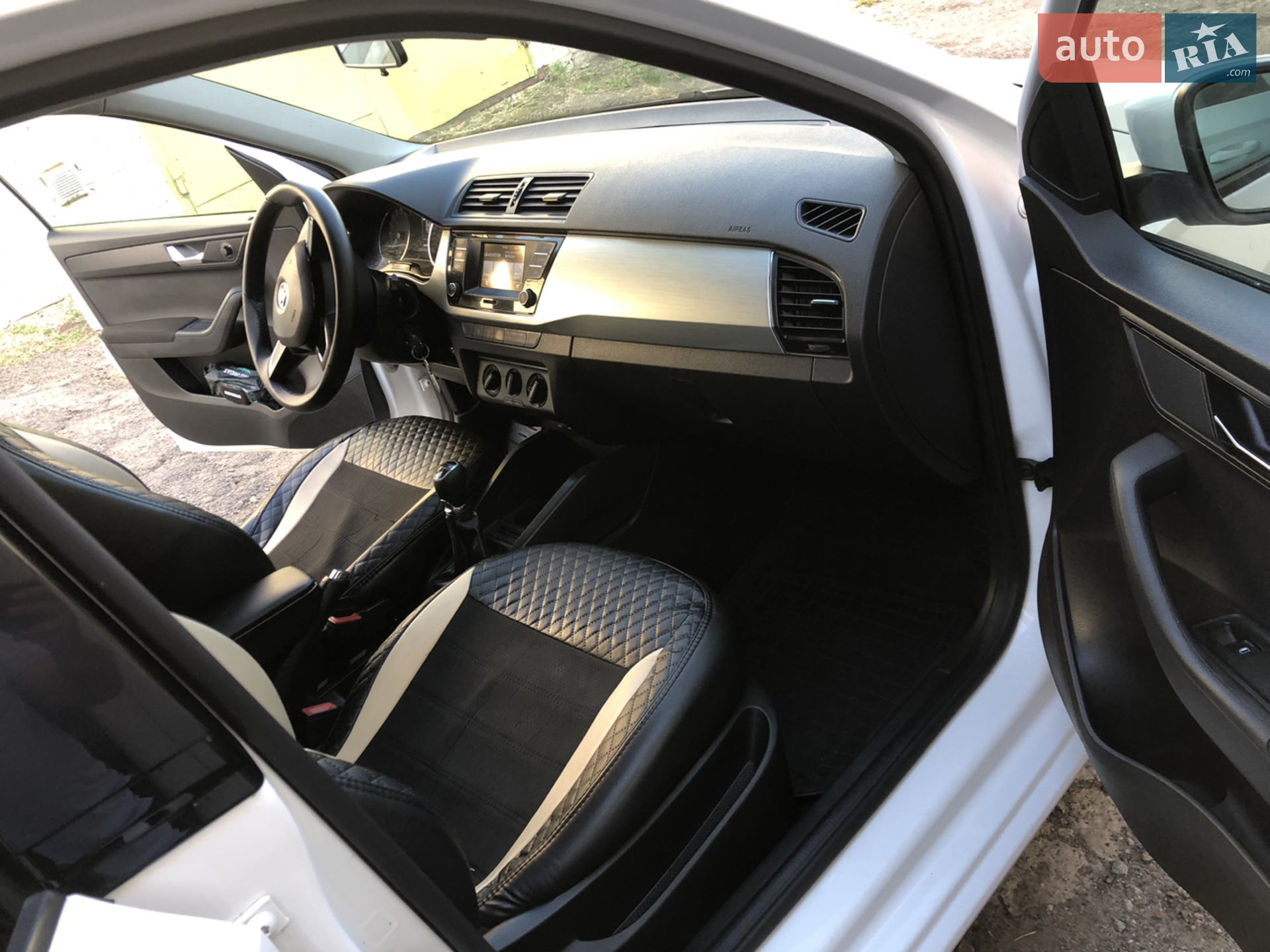 2015 Skoda Fabia - мініатюра 19