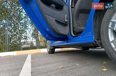 Универсал Skoda Fabia 2001 в 
