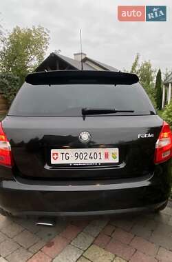 Хэтчбек Skoda Fabia 2009 в 