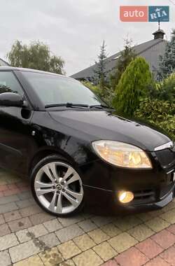 Хэтчбек Skoda Fabia 2009 в 