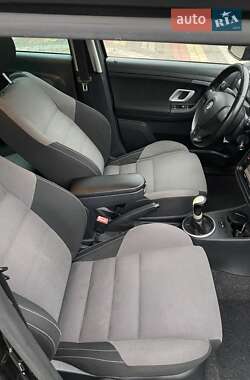 Хэтчбек Skoda Fabia 2009 в 