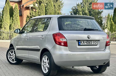 Хэтчбек Skoda Fabia 2007 в 
