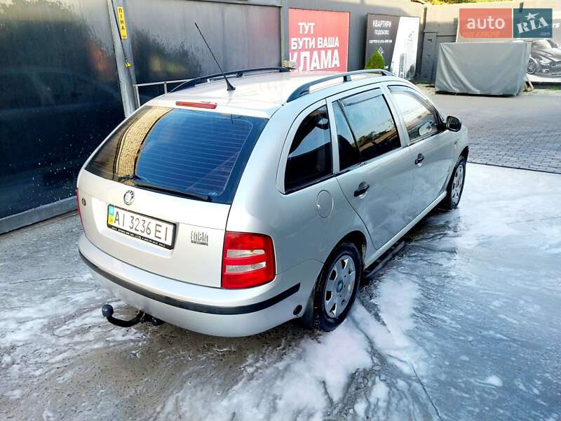 Хэтчбек Skoda Fabia 2002 в Кременчуге