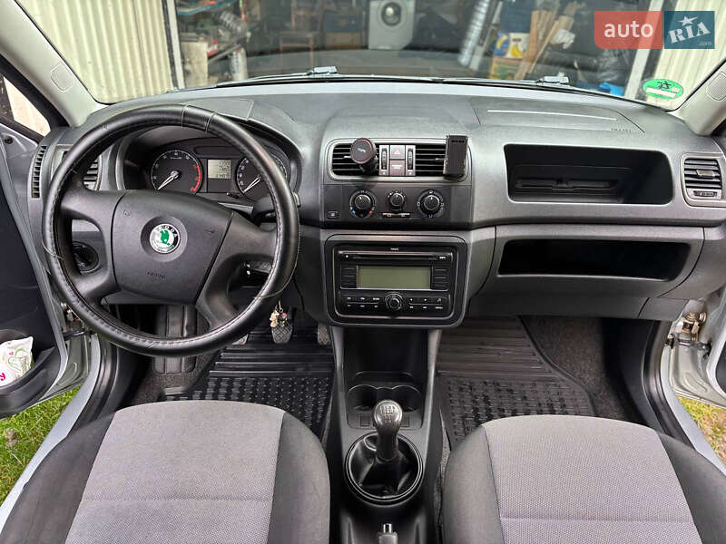 Хетчбек Skoda Fabia 2008 в Чернівцях фото 15 Хетчбек Skoda Fabia 2008 в Чернівцях