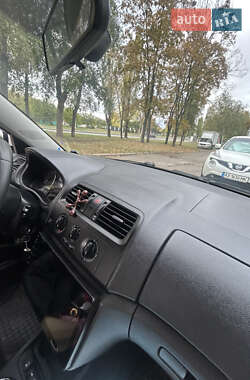 Хэтчбек Skoda Fabia 2014 в 