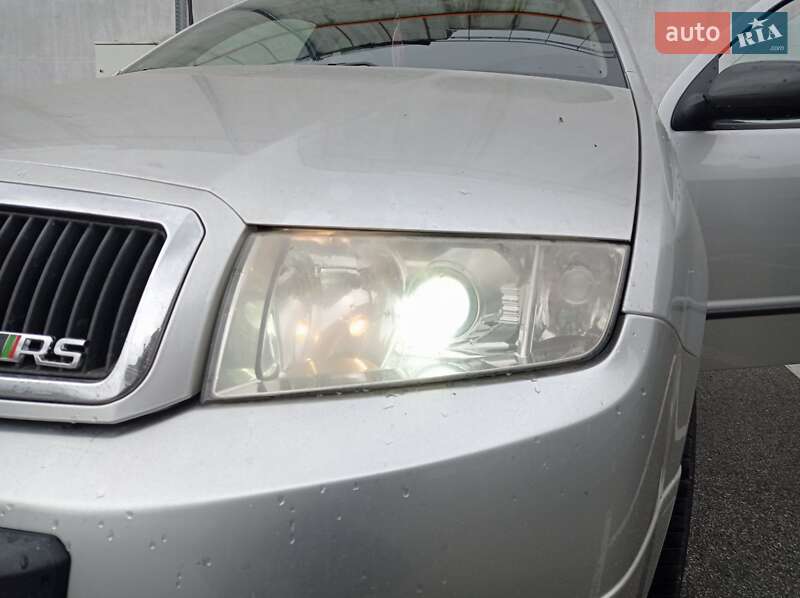 Хэтчбек Skoda Fabia 2005 в Киеве