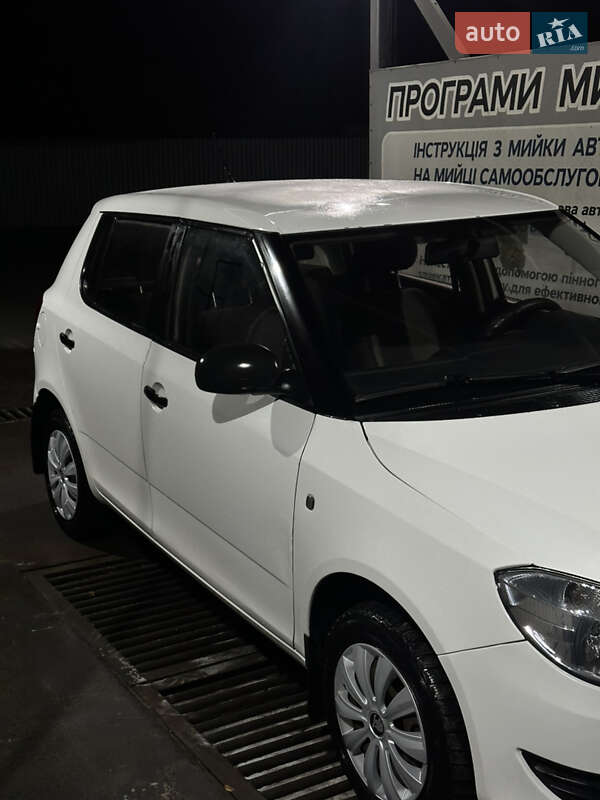 Хетчбек Skoda Fabia 2012 в Смілі фото 3 Хетчбек Skoda Fabia 2012 в Смілі